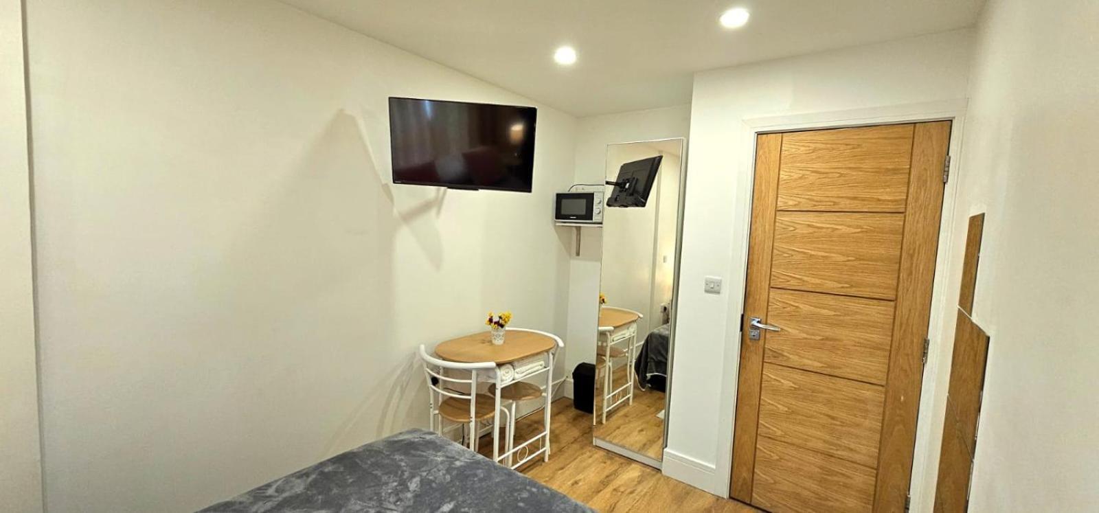 Claire Double Room London Exteriör bild
