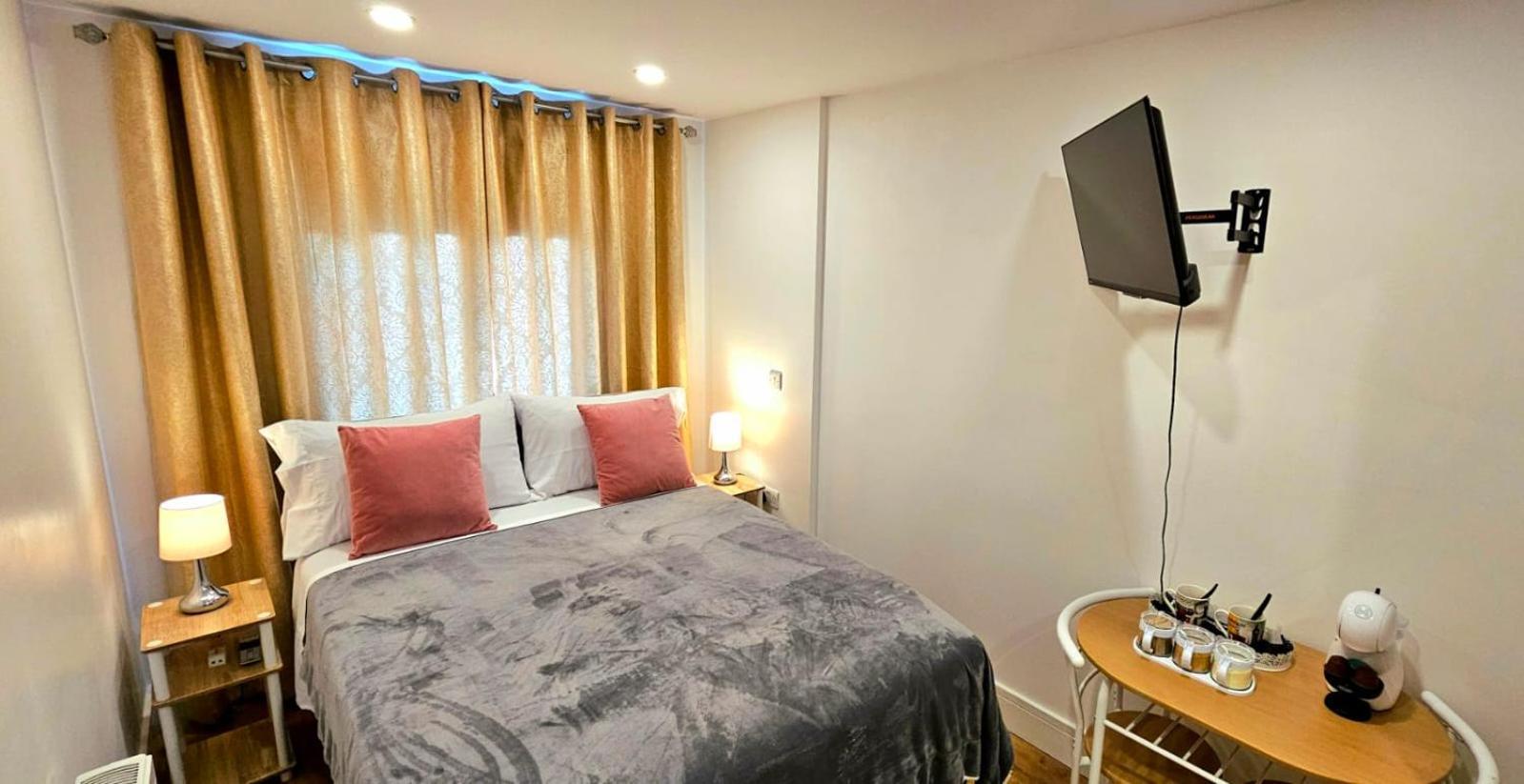 Claire Double Room London Exteriör bild