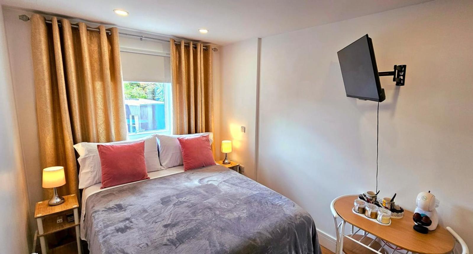 Claire Double Room London Exteriör bild